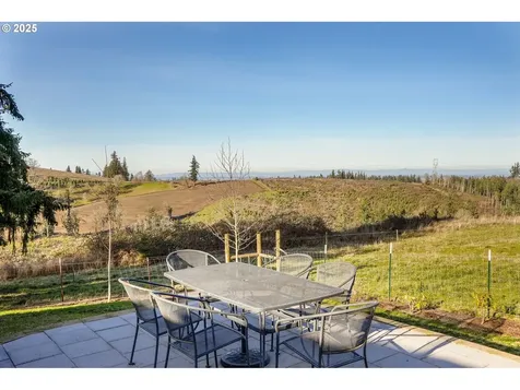 5953 Davis Creek Road NE Silverton OR 97381