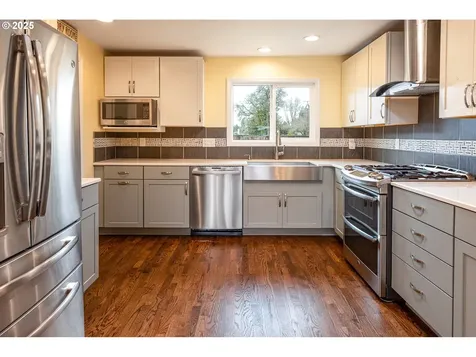 699 Sterling Drive Eugene OR 97404