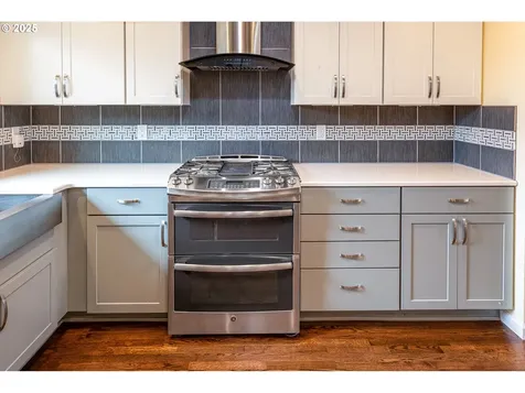 699 Sterling Drive Eugene OR 97404