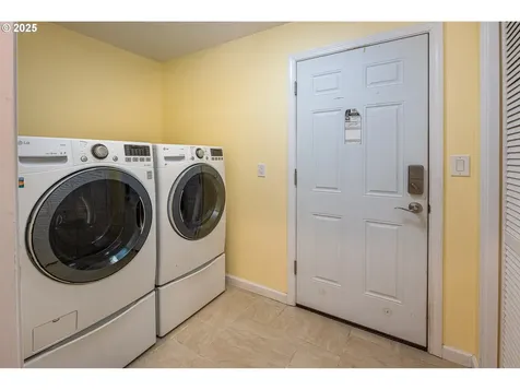 699 Sterling Drive Eugene OR 97404