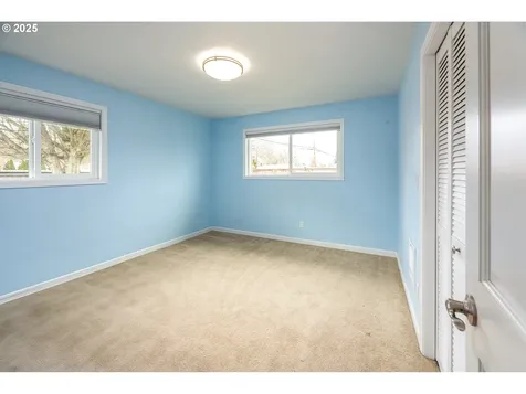 699 Sterling Drive Eugene OR 97404