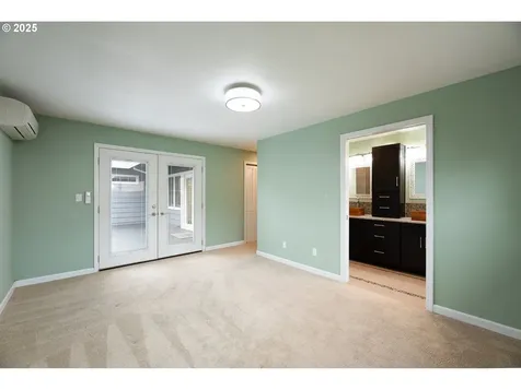 699 Sterling Drive Eugene OR 97404