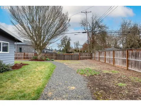 699 Sterling Drive Eugene OR 97404