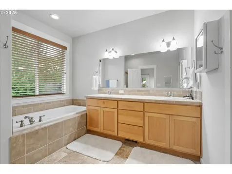 15209 NE 99th Circle Vancouver WA 98682