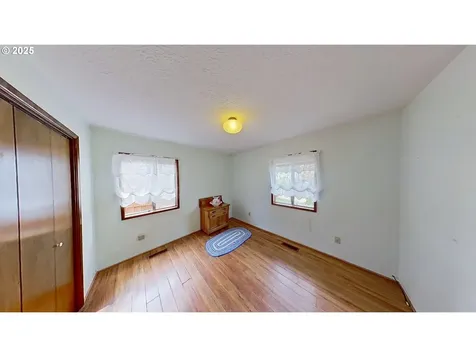 445 NE Broadway Street Myrtle Creek OR 97457