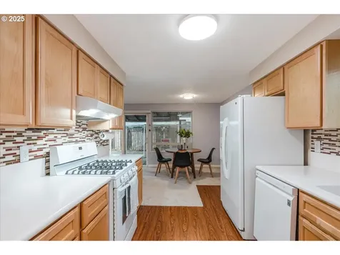 1805 SE 174th Avenue Portland OR 97233