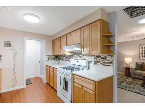 1805 SE 174th Avenue Portland OR 97233