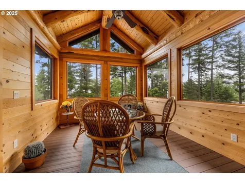 400 Rockinghorse Drive Grants Pass OR 97527