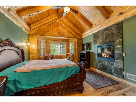 400 Rockinghorse Drive Grants Pass OR 97527