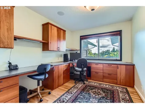 7145 SW Gable Parkway Portland OR 97225