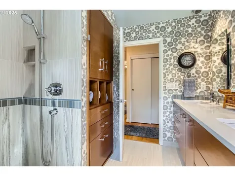 7145 SW Gable Parkway Portland OR 97225