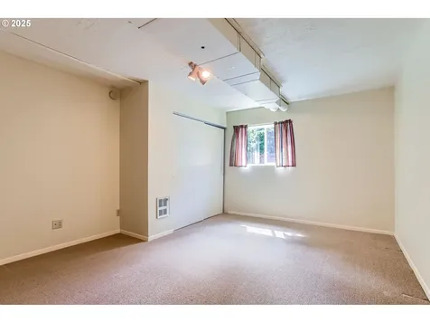 7145 SW Gable Parkway Portland OR 97225