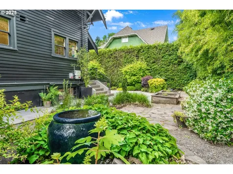 2225 NE 22nd Avenue Portland OR 97212