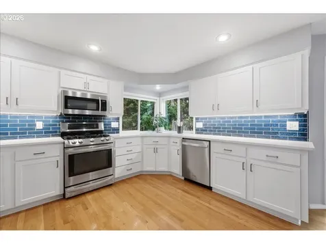 12350 SW Millview Court Portland OR 97223