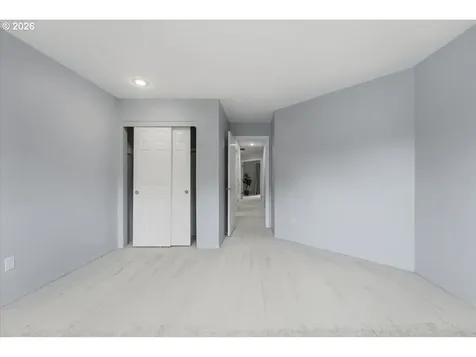 12350 SW Millview Court Portland OR 97223