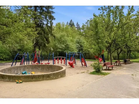 12350 SW Millview Court Portland OR 97223