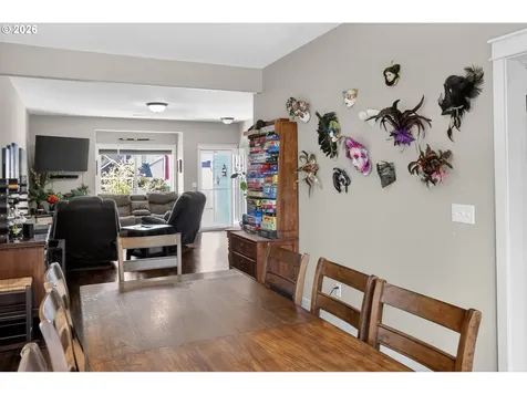 918 E 16th Street Lafayette OR 97127