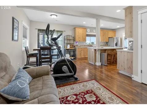 918 E 16th Street Lafayette OR 97127