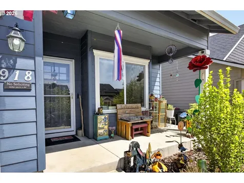 918 E 16th Street Lafayette OR 97127