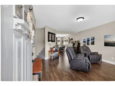 918 E 16th Street Lafayette OR 97127