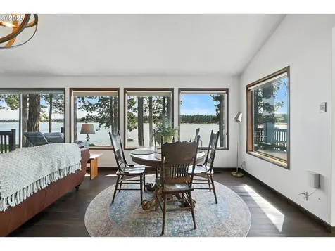 112 N Sentosa Lake Road Tygh Valley OR 97063