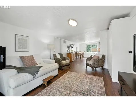 112 N Sentosa Lake Road Tygh Valley OR 97063
