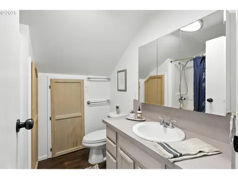 112 N Sentosa Lake Road Tygh Valley OR 97063