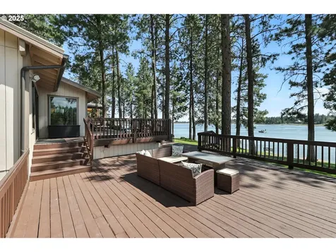 112 N Sentosa Lake Road Tygh Valley OR 97063