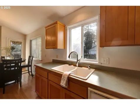 618 7th Avenue Hammond OR 97121