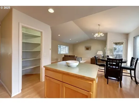 618 7th Avenue Hammond OR 97121
