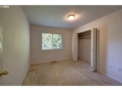 618 7th Avenue Hammond OR 97121
