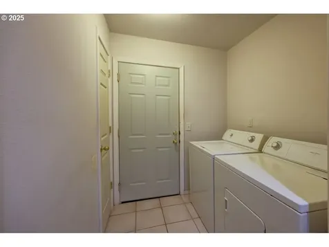 618 7th Avenue Hammond OR 97121