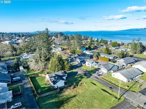 618 7th Avenue Hammond OR 97121