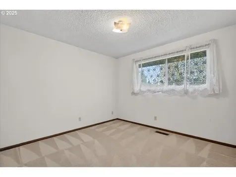 33904 SE Patricia Way Scappoose OR 97056