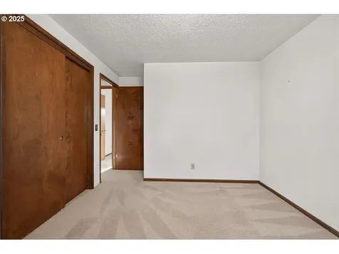 33904 SE Patricia Way Scappoose OR 97056