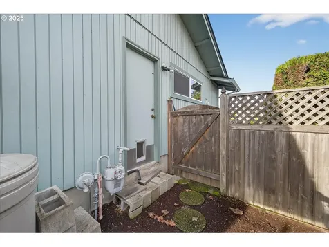 33904 SE Patricia Way Scappoose OR 97056