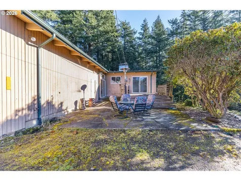56671 Pleasant Hill Drive Coquille OR 97423