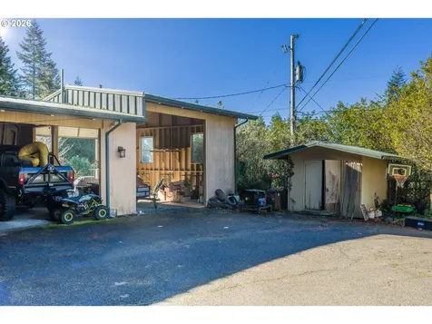 56671 Pleasant Hill Drive Coquille OR 97423
