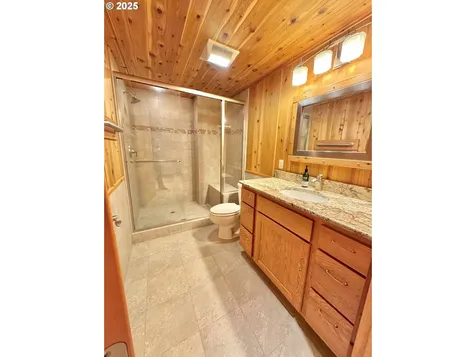 94330 Schreiber Drive Gold Beach OR 97444