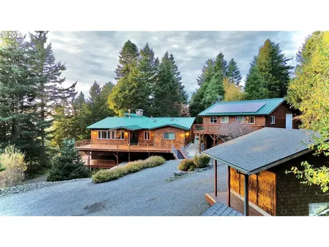 94330 Schreiber Drive Gold Beach OR 97444