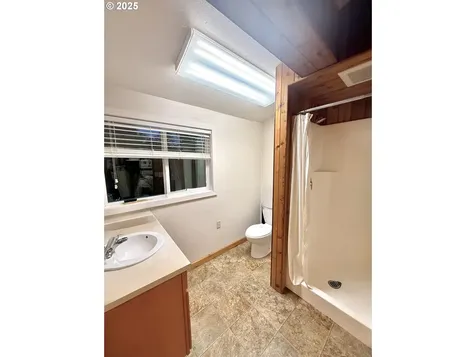 94330 Schreiber Drive Gold Beach OR 97444