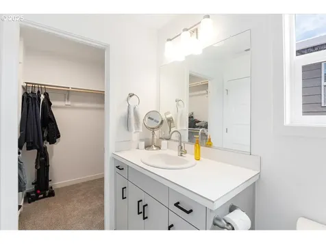 1030 E Ginger Root Court Newberg OR 97132