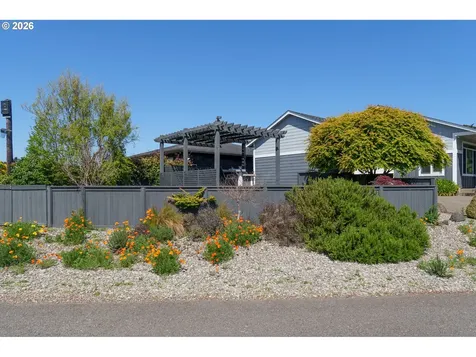 3220 Natalie Way Bandon OR 97411