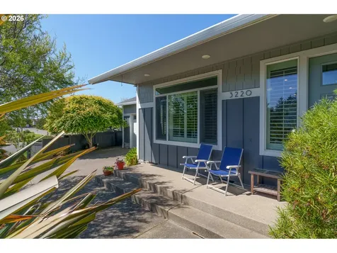3220 Natalie Way Bandon OR 97411