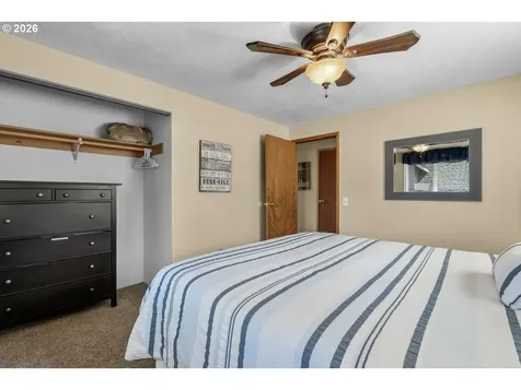12416 SE Vista Loop Prineville OR 97754