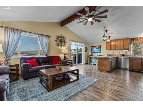 12416 SE Vista Loop Prineville OR 97754