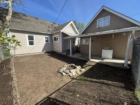 671 Kalmia Street Junction City OR 97448