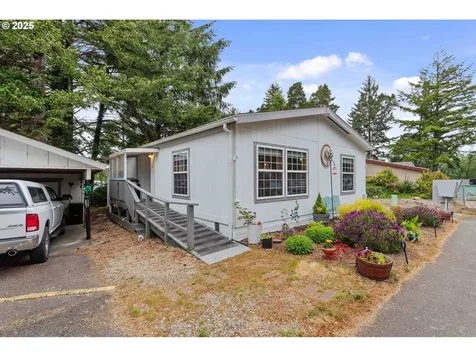 530 Village Pines Way Coos Bay OR 97420