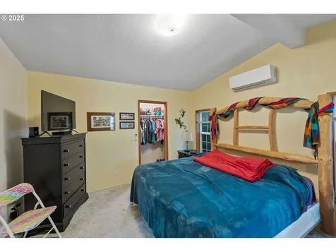 530 Village Pines Way Coos Bay OR 97420