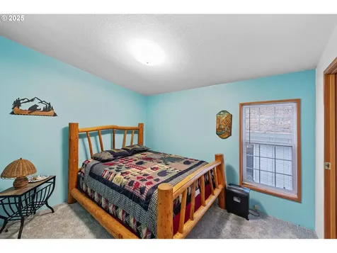 530 Village Pines Way Coos Bay OR 97420